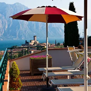 Smeralda 3*, Malcesine Italien