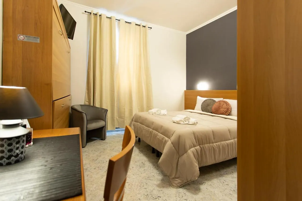 Pensión Hotel The Dream Roma